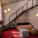 Stories Boutique 4*