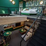 Stories Boutique 4*
