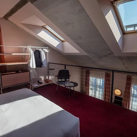 Hotel Stories Boutique 4*