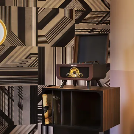 Stories Boutique 布达佩斯