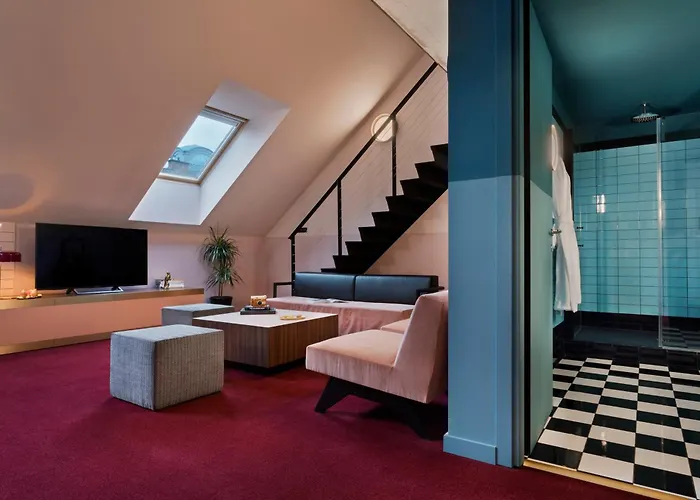 Stories Boutique Hotel 4*