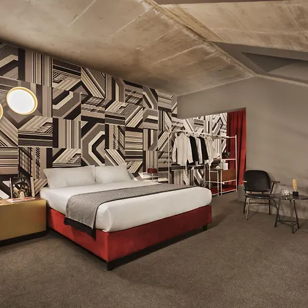 Hotel Stories Boutique 4*